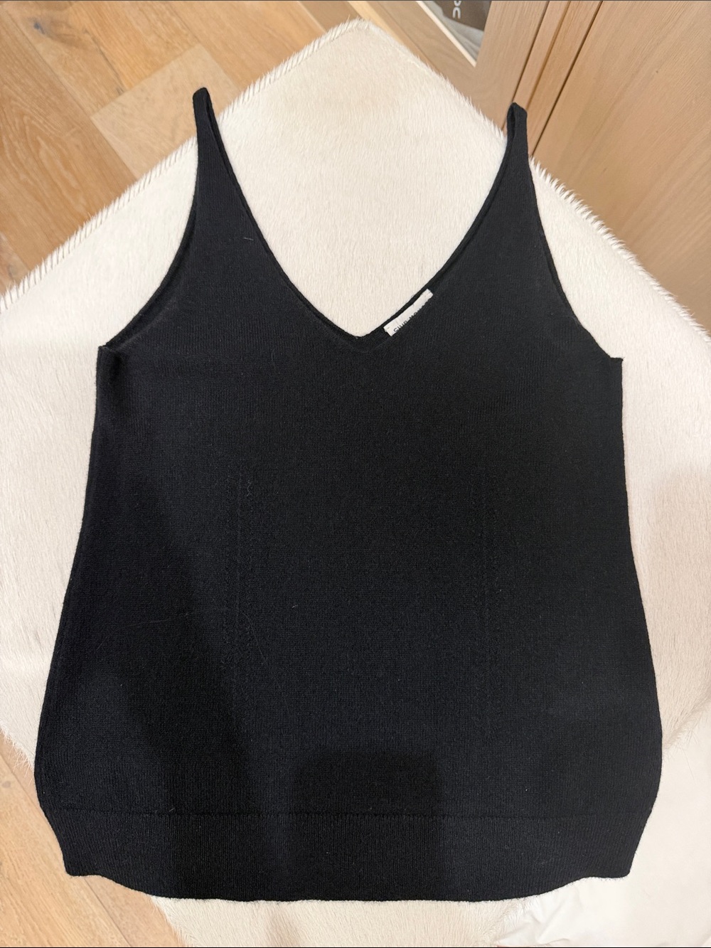 Club Monaco cashmere Black V-Neck Tank